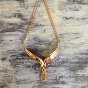 VINTAGE AVON necklace